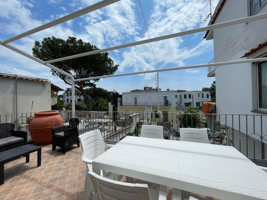Casa In Centro Ischia Porto Forever Four Exterior photo